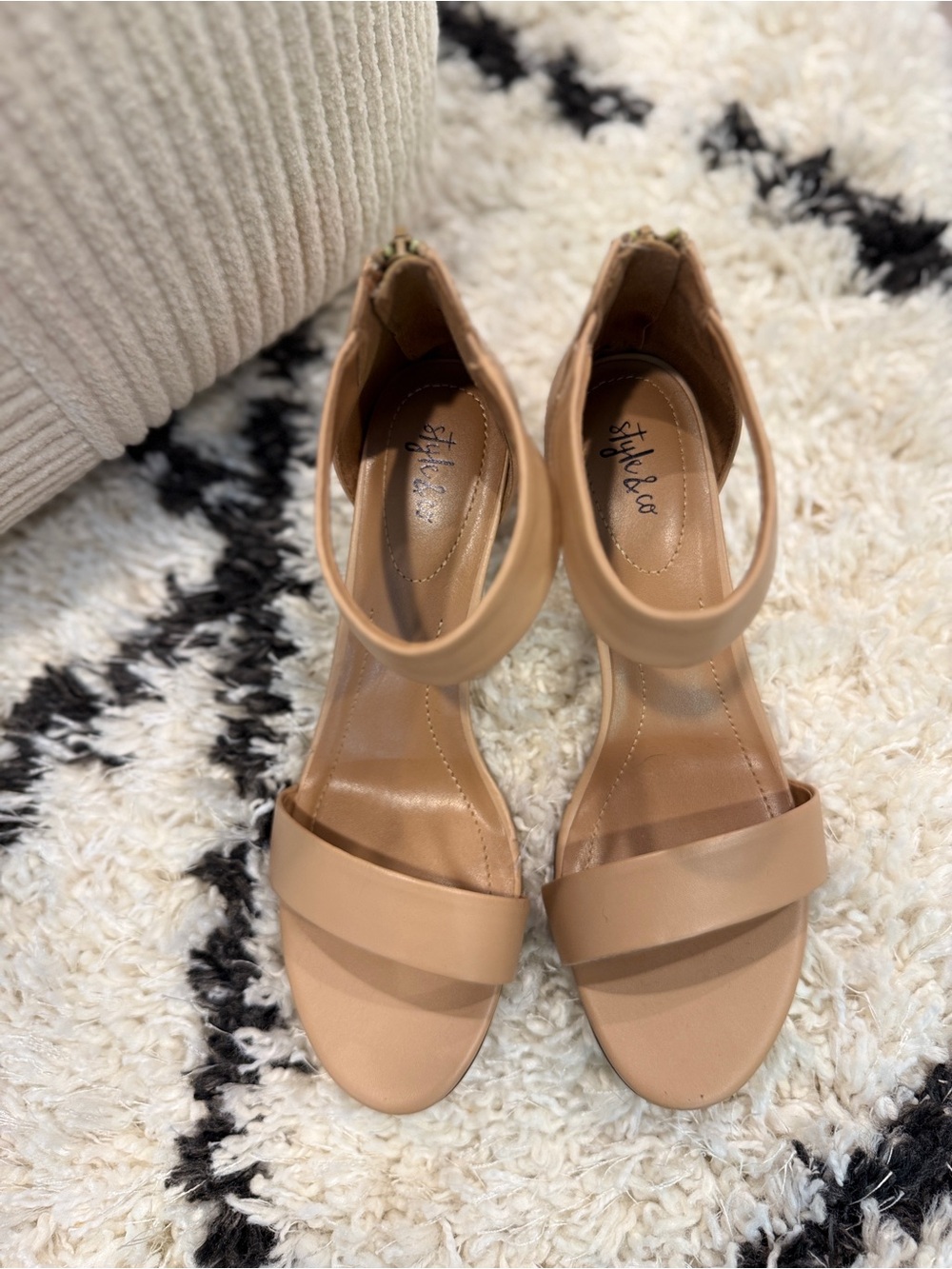 Style & Co Nude Ankle Strap Heels Women’s Size 8.5 Open Toe Dress Sandals - Picture 3 of 16